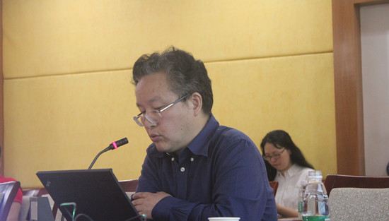 李舟军作报告